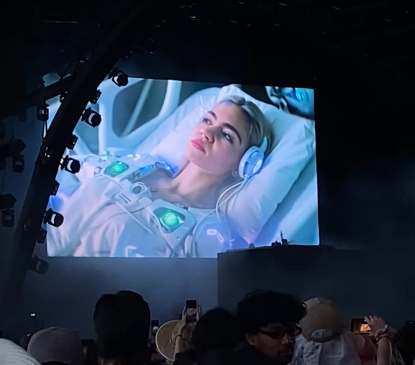 Coachella 2024: Grimes makes fun of herself during Weekend 2 set