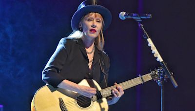 Suzanne Vega y Toquinho, sugerentes trovadores sin fronteras en Porta Ferrada