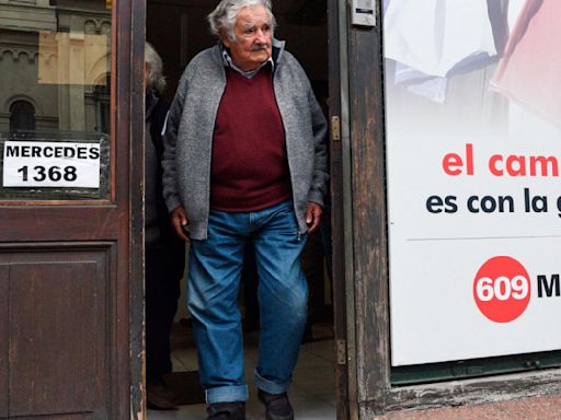 José “Pepe” Mujica culmina tratamiento de radioterapia por cáncer de esófago