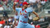 Cardinals place Adam Wainwright, Andrew Knizner on injured list