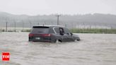 Thunderstorms drench Alabama, causing flash floods and power outages - Times of India