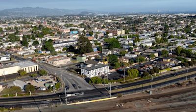 This California city lost its daily newspapers. It faces a crisis over what comes next