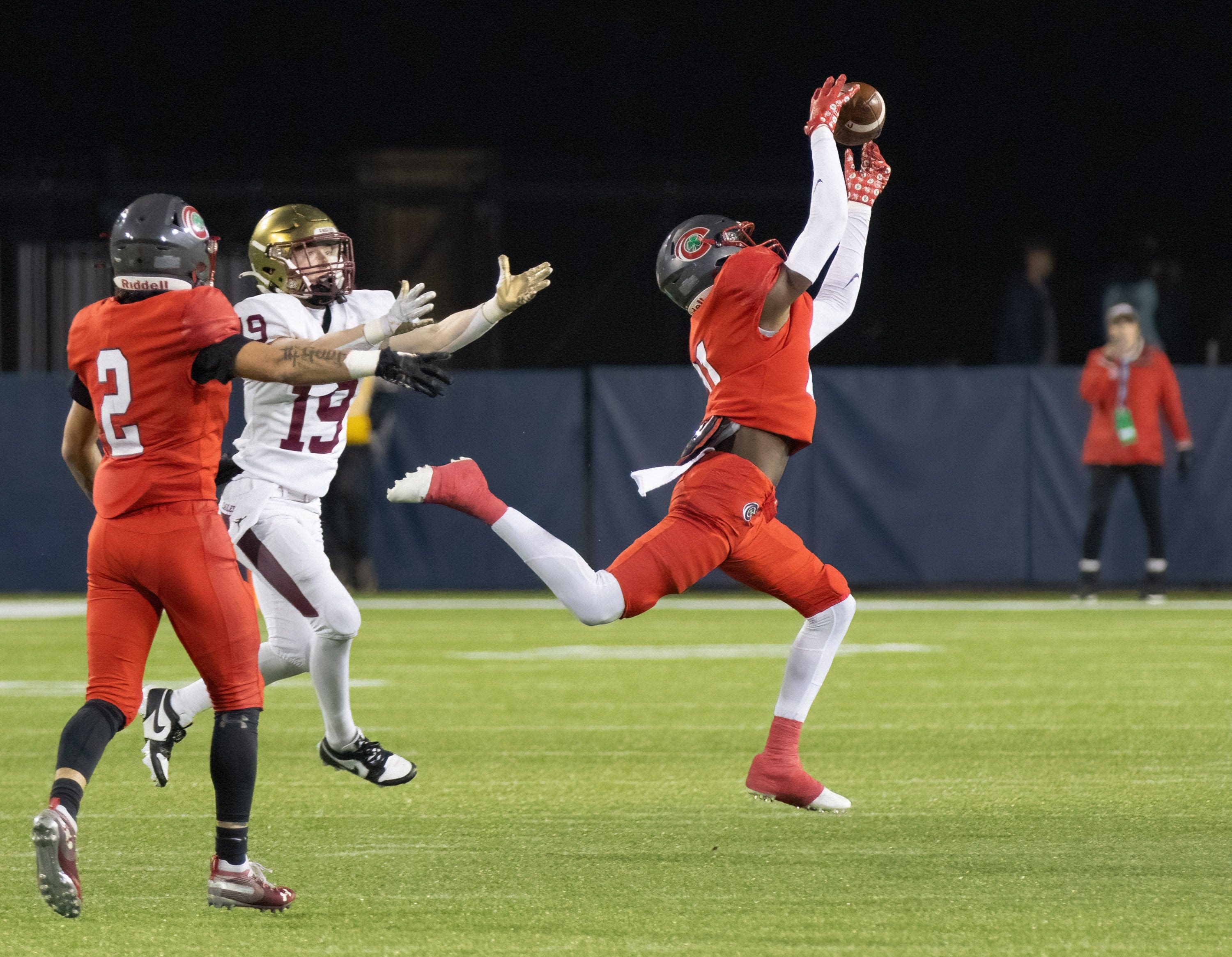 Watch reigning DIII state champion Toledo Central Catholic, Victor Singleton live on NFHS