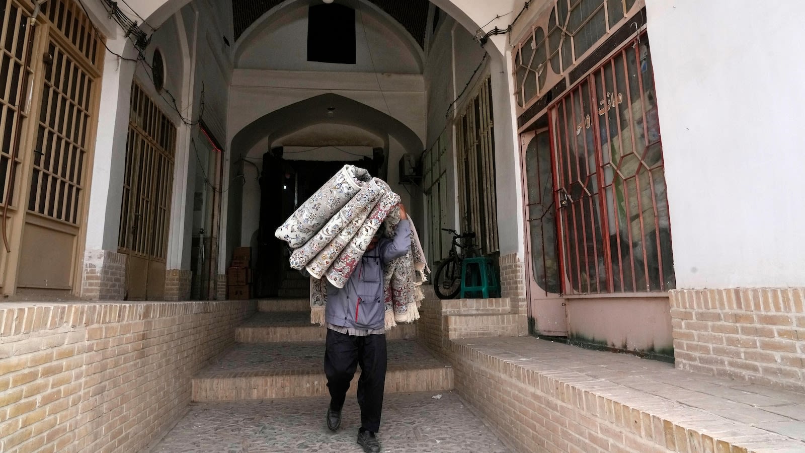 Sanctions and a hobbled economy pull the rug out from under Iran's traditional carpet weavers