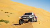 Las motos dan emoción al Dakar y Loeb logra una colección de récord