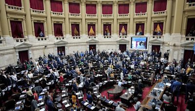 Argentine: les députés adoptent les réformes économiques du président ultralibéral Javier Milei