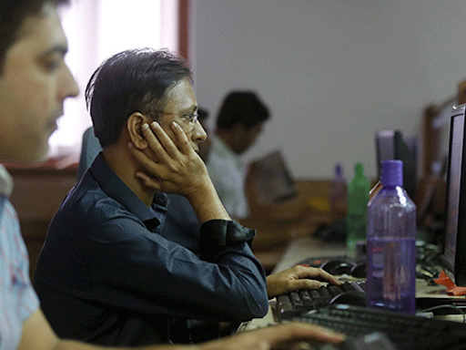 High-frequency traders, brokerage firms to face brunt of SEBI curbs on options