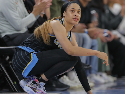 Chennedy Carter, Chicago Sky players harassed outside of team hotel in Washington, D.C.