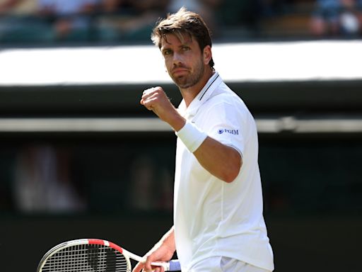 Wimbledon 2024: Cameron Norrie produces dominant display in straight-sets win over British No. 1 Jack Draper - Eurosport