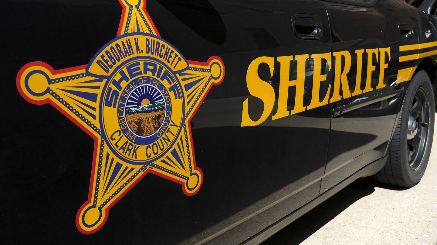 Sheriff deputy’s gun stolen after string of car break-ins in Clark County