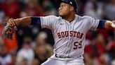 El zurdo dominicano Framber Valdez y los bates latinos levantan el vuelo de los Astros en Detroit