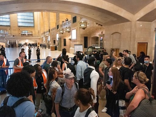 Grand Central Terminal’s main concourse closed due to pro-Palestinian protest