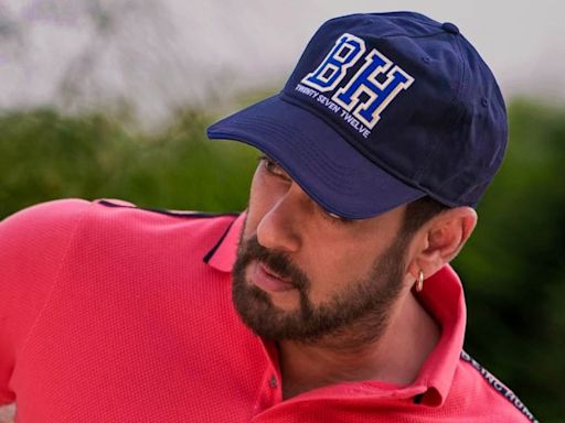 Salman Khan’s latest photo in polo t-shirt and cap: Top Instagram moments