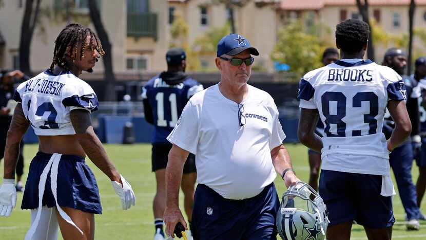 How Cowboys DC Mike Zimmer plans to overcome ‘big loss’ of defensive end Sam Williams