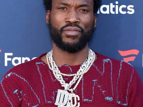 Meek Mill Offers $2K to Find Philly Man Who Ejaculated on Woman's Leg, Suspect Turns Himself In | EURweb