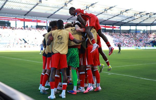 David sinks Peru to keep Canada alive - Soccer America