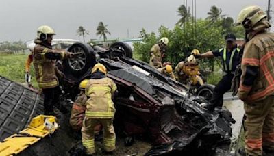 國3新化段傳車禍！轎車墜「6米涵洞」 父女受困消防救出急送醫