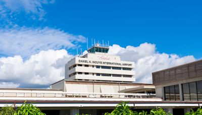 Runway Closed At Honolulu Airport