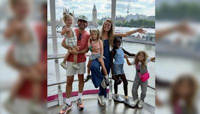Thomas Rhett shares sweet photo with family in London, sings fun song about Big Ben