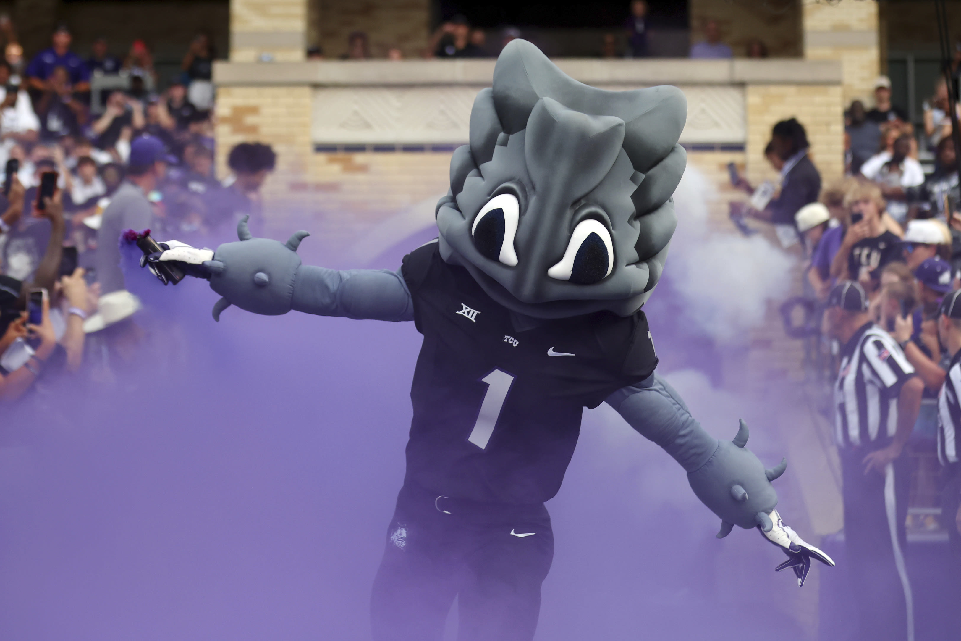 TCU takes swipe at ACC with 'This is SportsCenter' spoof before rivalry game vs. SMU