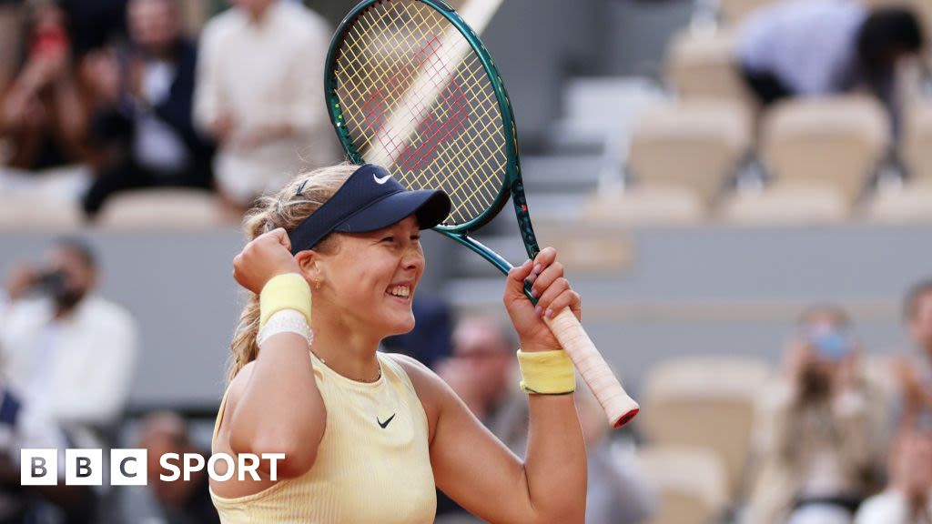 French Open 2024 results: Mirra Andreeva beats out-of-sorts Aryna Sabalenka