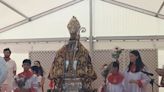 Multitudinaria ofrenda infantil a San Fermín