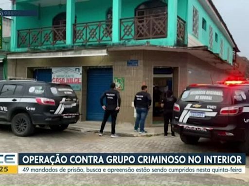 Oito pessoas são presas suspeitas de tráfico de drogas e lavagem de dinheiro no Ceará