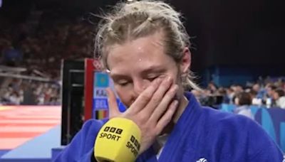 Olympics fans slam BBC interviewer after leaving Emma Reid in tears