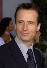 Linus Roache