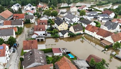 Firefighter dies while trying to rescue people from flooding in Bavaria, Germany