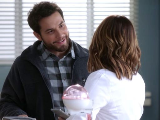 So Help Me Todd’s Skylar Astin Reflects On His ‘Sex Bear’ Days On Grey’s Anatomy, And There’s A Lot To Unpack...