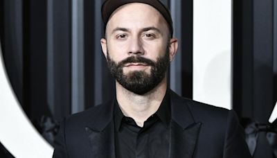 Le Français Woodkid dénonce l'utilisation de sa chanson "Run Boy Run" par Donald Trump