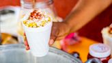 Esquites, el manjar callejero que quisieron convertir en 'Mexican Street Corn Salad'