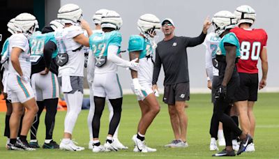 Kelly: Are the 2024 Dolphins better than last year’s team?