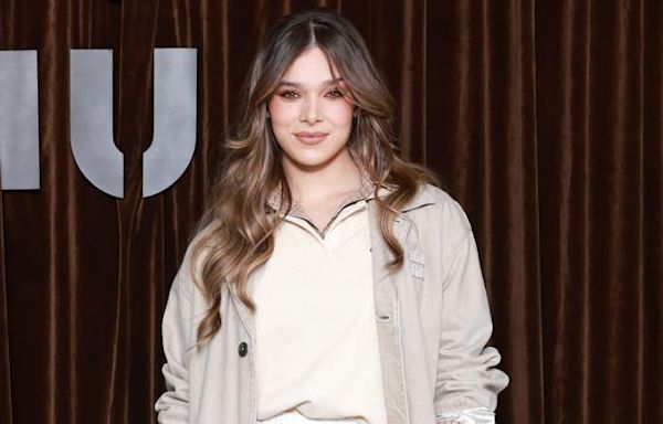 Bills QB Josh Allen’s Girlfriend Hailee Steinfeld Debuts Drastic New Look