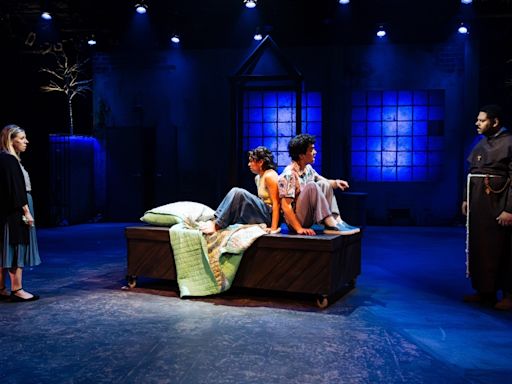 Review: ROMEO AND JULIET at Center Theatre At Seattle Center