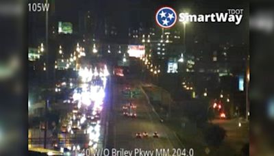 Multi-vehicle crash closes part of Interstate 40 West