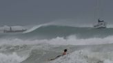 Beryl, un huracán "potencialmente mortal", impactó este lunes en las Islas de Barlovento