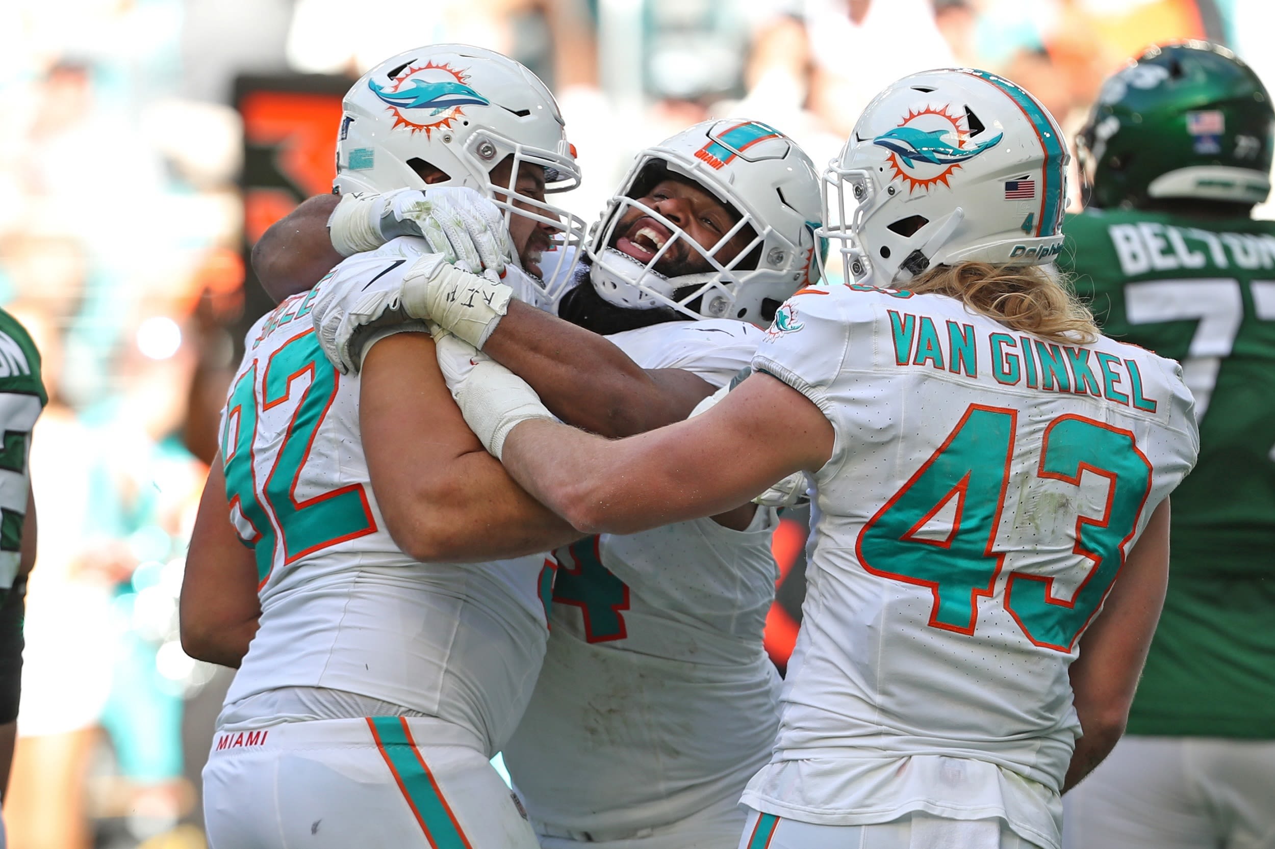 Dolphins’ Zach Sieler describes ‘bittersweet’ moment watching Christian Wilkins go