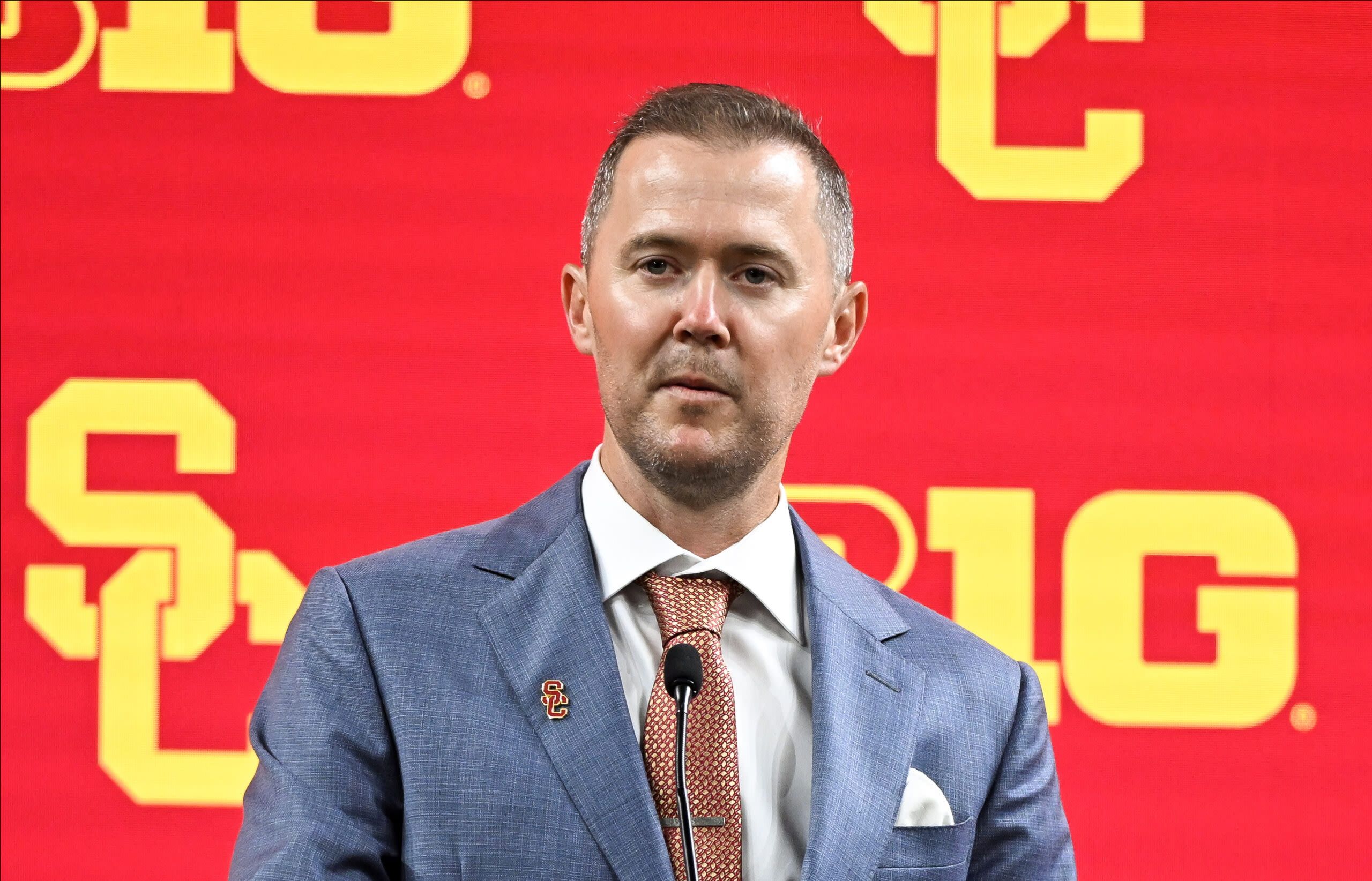 USC head coach Lincoln Riley makes interesting comment on Alabama’s scheduling