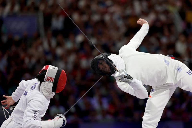 Olympics-Fencing-Japan’s Kano wins gold in men’s epee at Paris Games