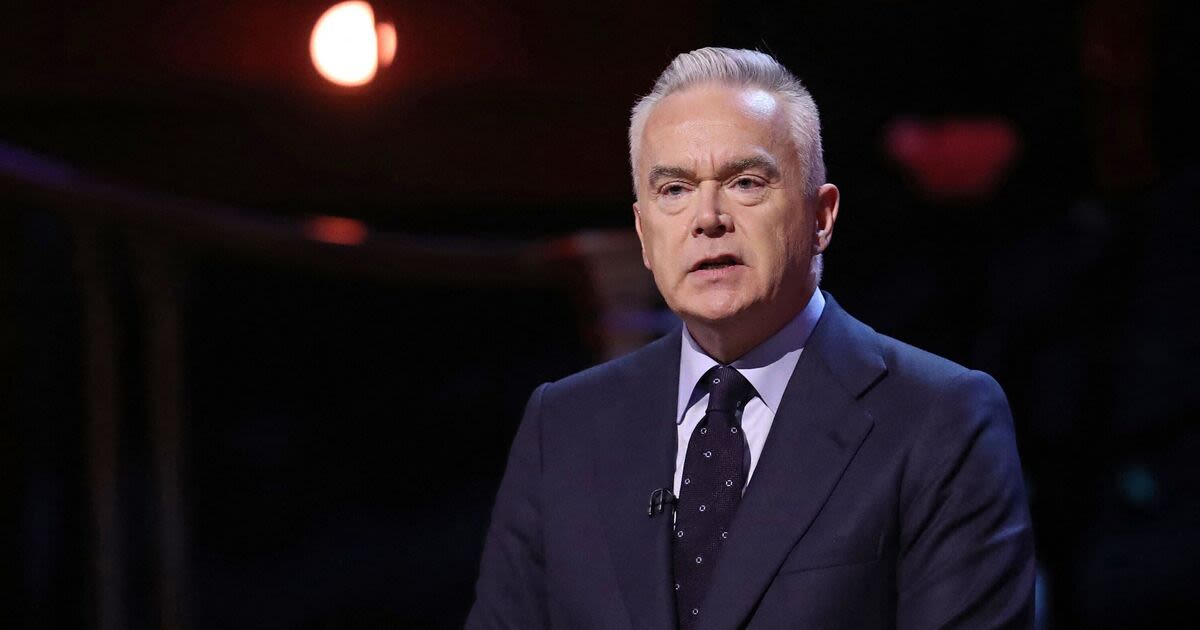 Huw Edwards offering 'no fee' charity work after child images charge