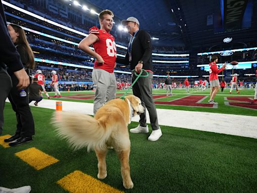 'Walks with Ben': Kirk Herbstreit to start college football interview project with dog