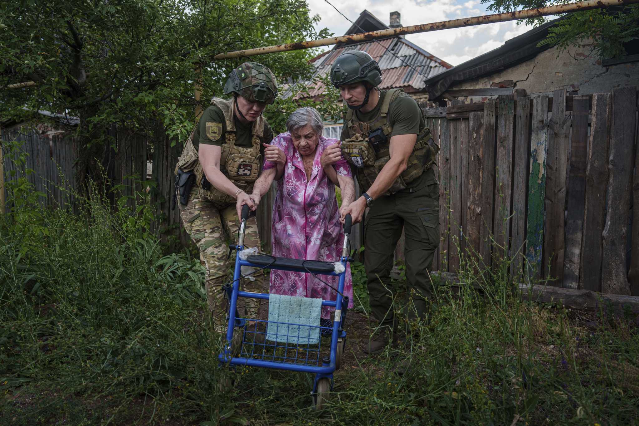 Zelenskyy appeals to West to relax targeting limits for Ukraine as glide bombs hammer front line