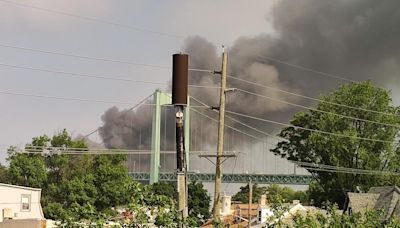 Fire on Gloucester City waterfront sends smoke billowing near Walt Whitman Bridge