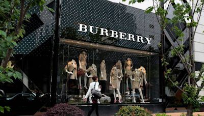 Burberry怒炒CEO兼暫停派息 憂全年盈利遜預期