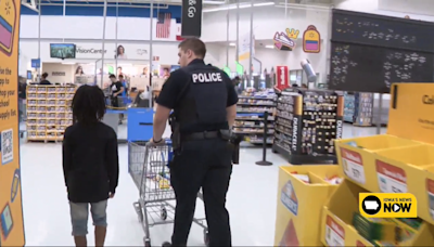 Cedar Rapids officers bond with kids at annual Shop-With-A-Cop school event