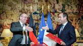 German, France sign deal in Paris on developing future weapons system