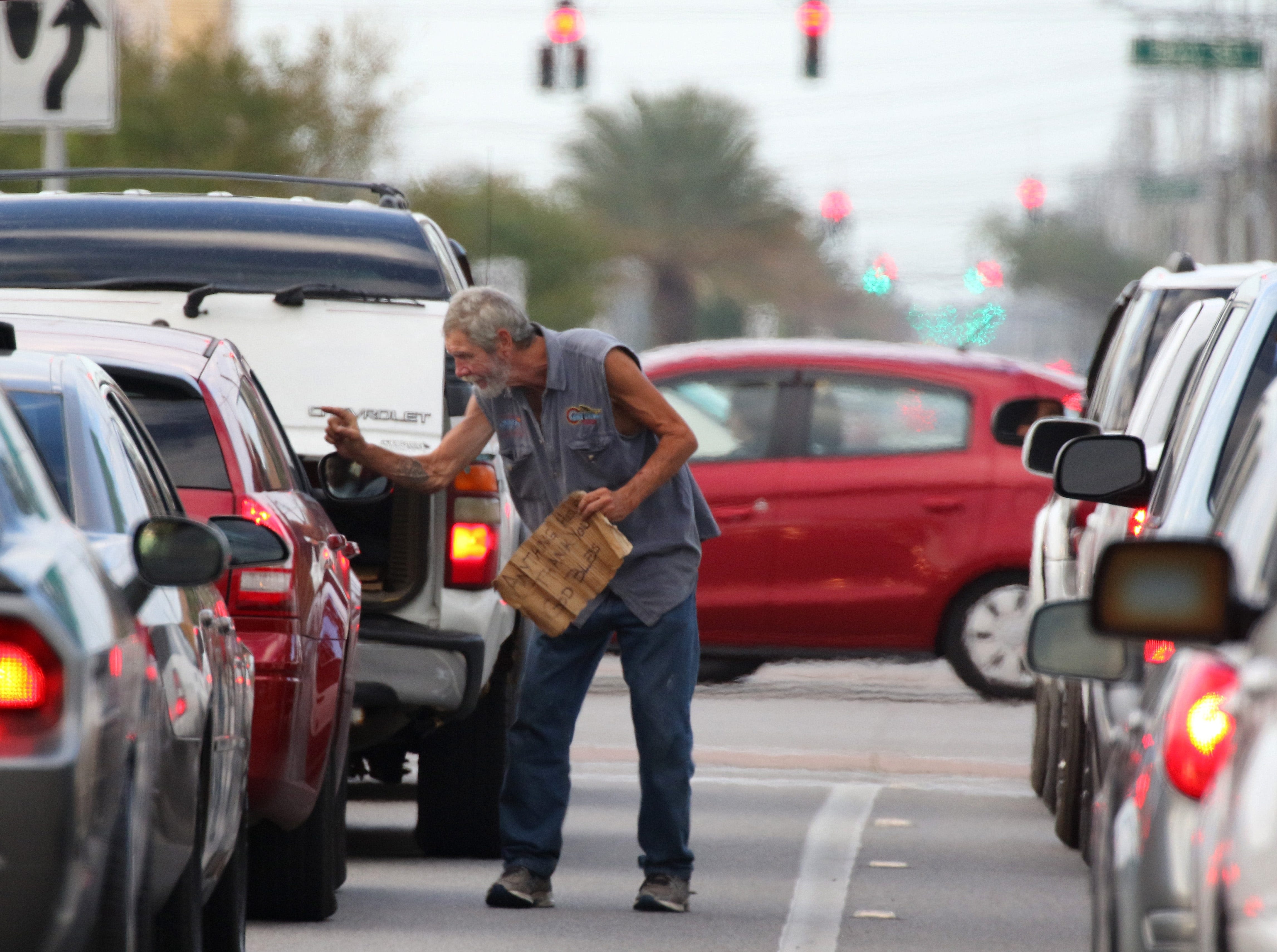 Judge permanently blocks Daytona's anti-panhandling ordinance calling it unconstitutional