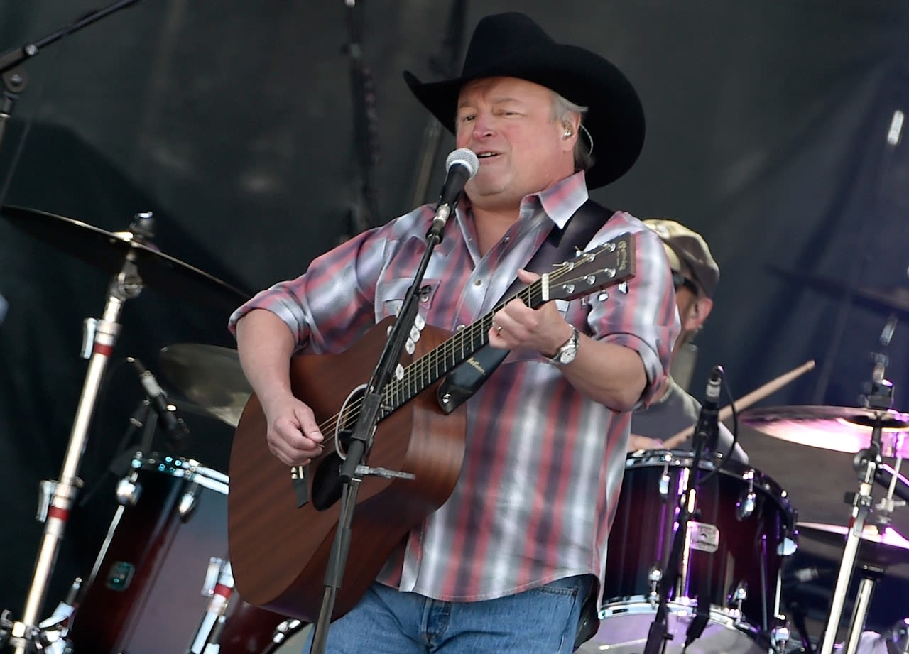 Country star had emergency heart surgery. Here’s what we know